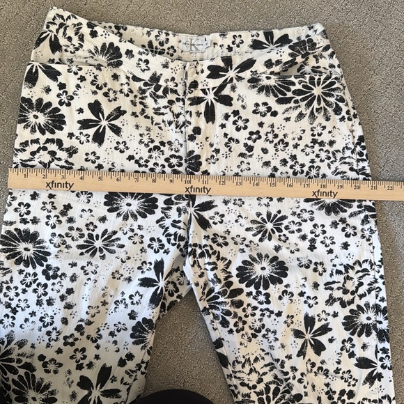 Calvin Klein Floral ankle jeans - Picture 7 of 10
